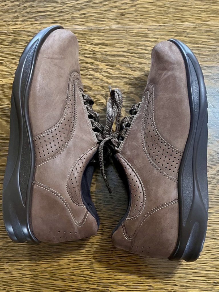 Saas Women’s Size 9.5w Brown “Walk Easy Walking Shoe" (Excellent) $209
